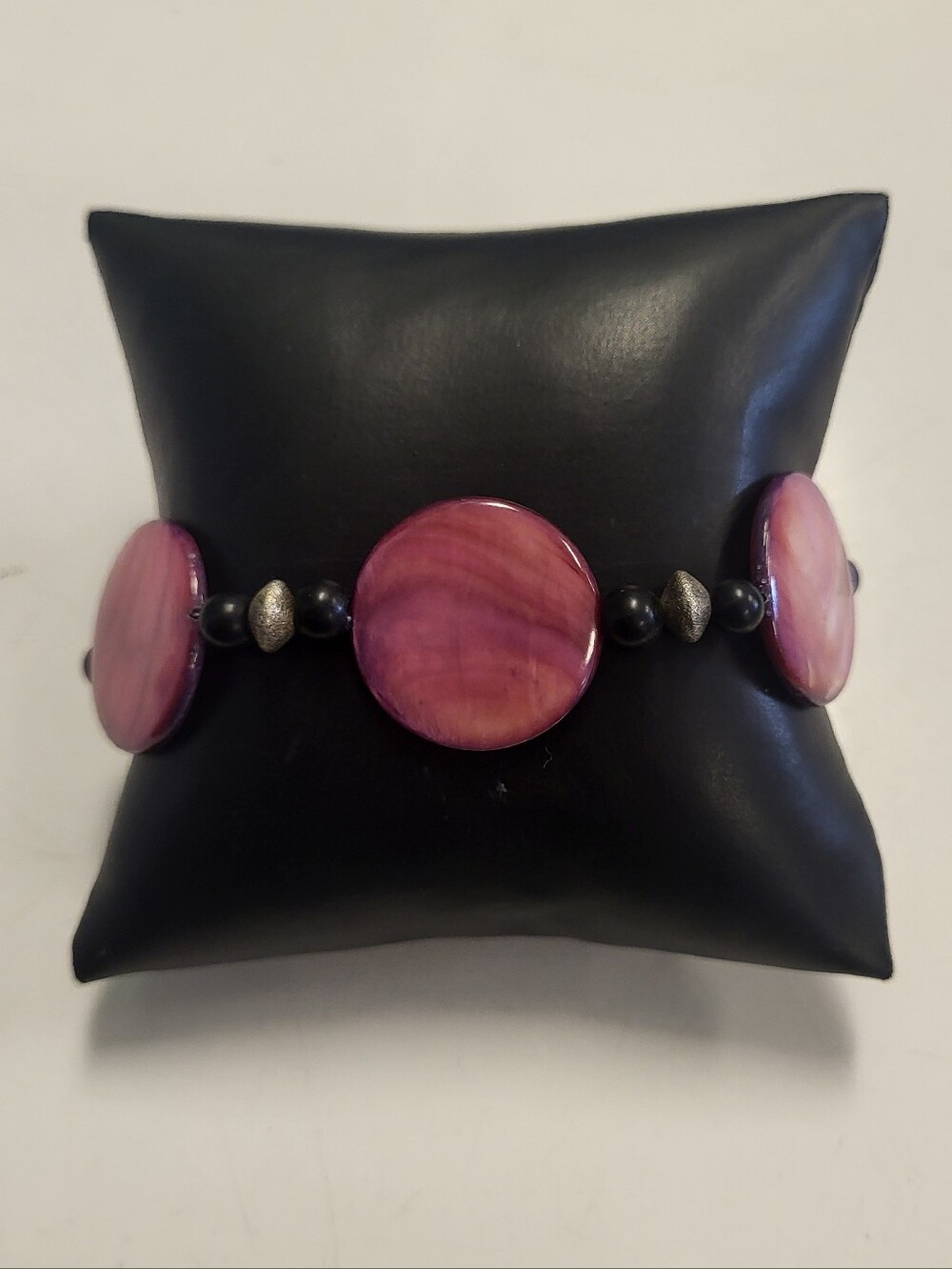 Pink Shell Disc Stretch Bracelet - Unbranded
